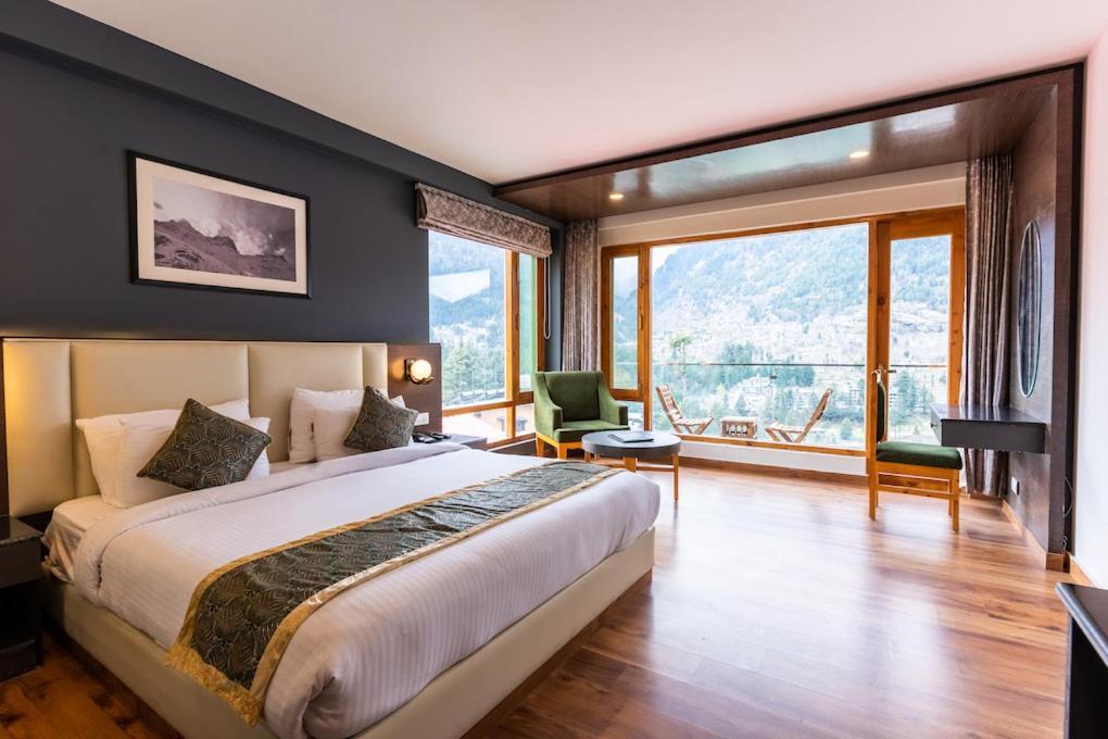 The Khar, Manali Hotel ภายนอก รูปภาพ